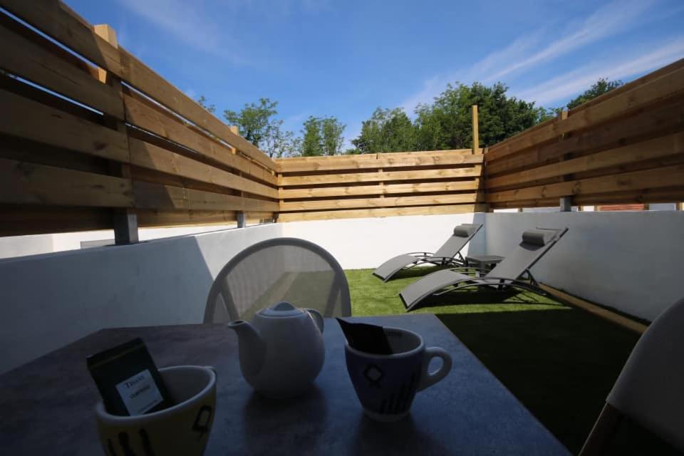 The Originals Boutique, Hotel Lakeside, Biscarrosse , Lac Parentis-en-Born Exterior foto